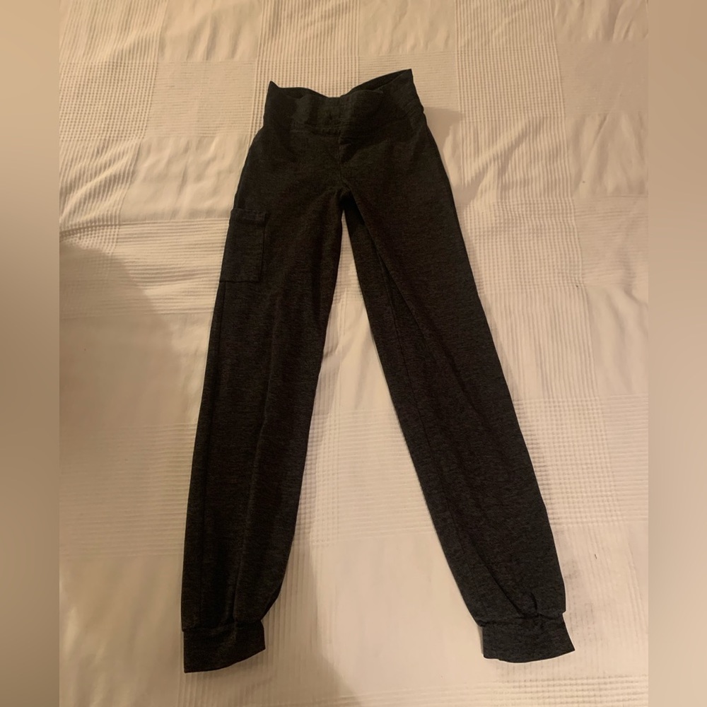 Celestial Bodies Size M Booty Scrunch Leggings